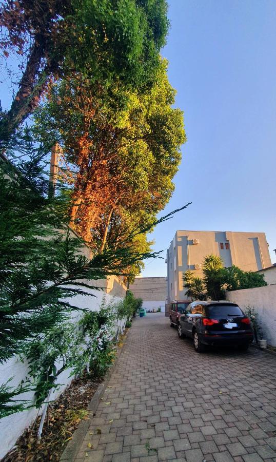 Klerichi Hotel Tirana Exterior photo